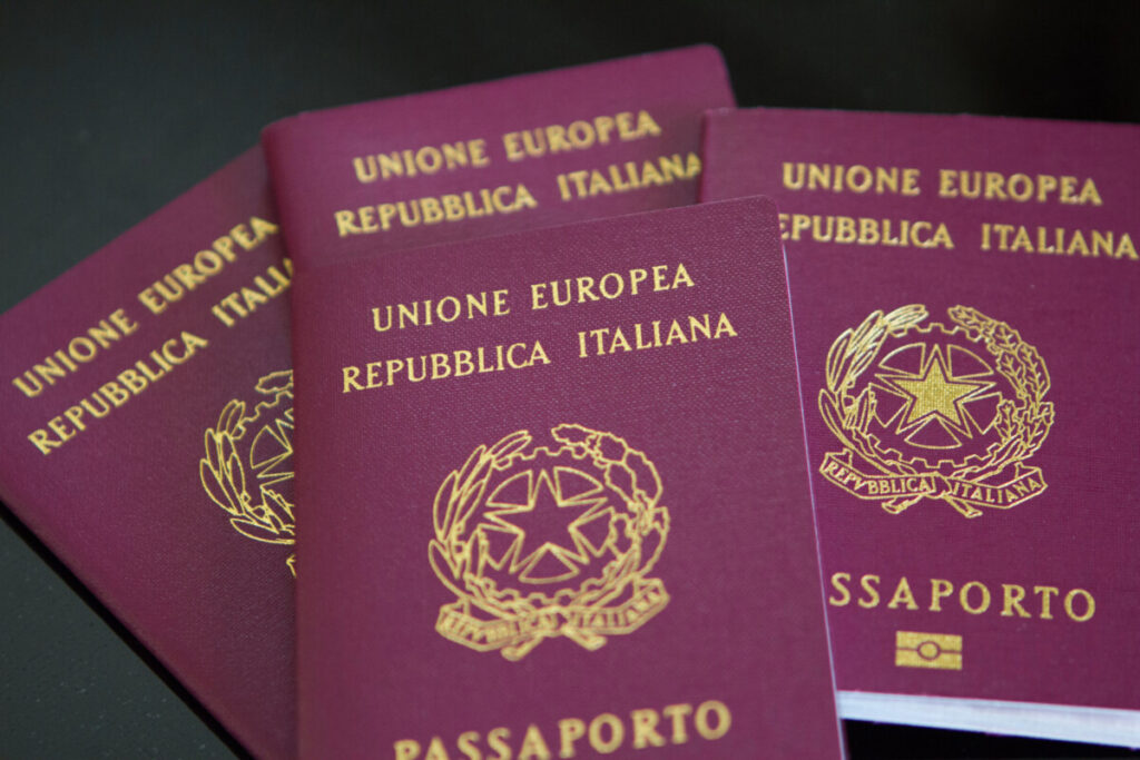 Passaporti in posta